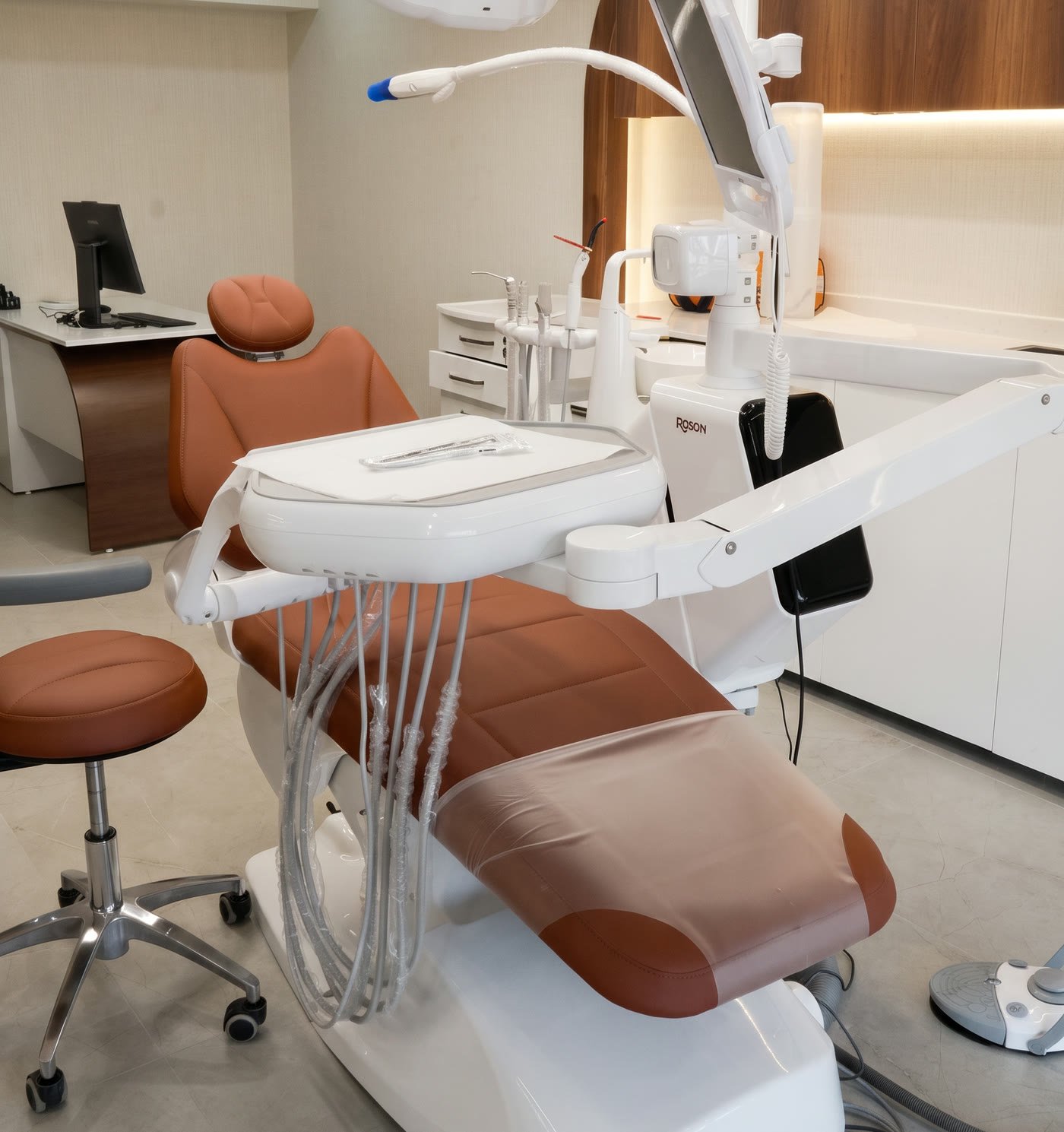 Dentasay Mardin kliniğinde dijital donanımlı tedavi odası